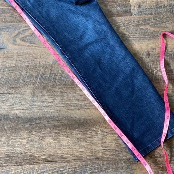 DL1961 premium denim Grace high rise cropped jeans. - Picture 14 of 14